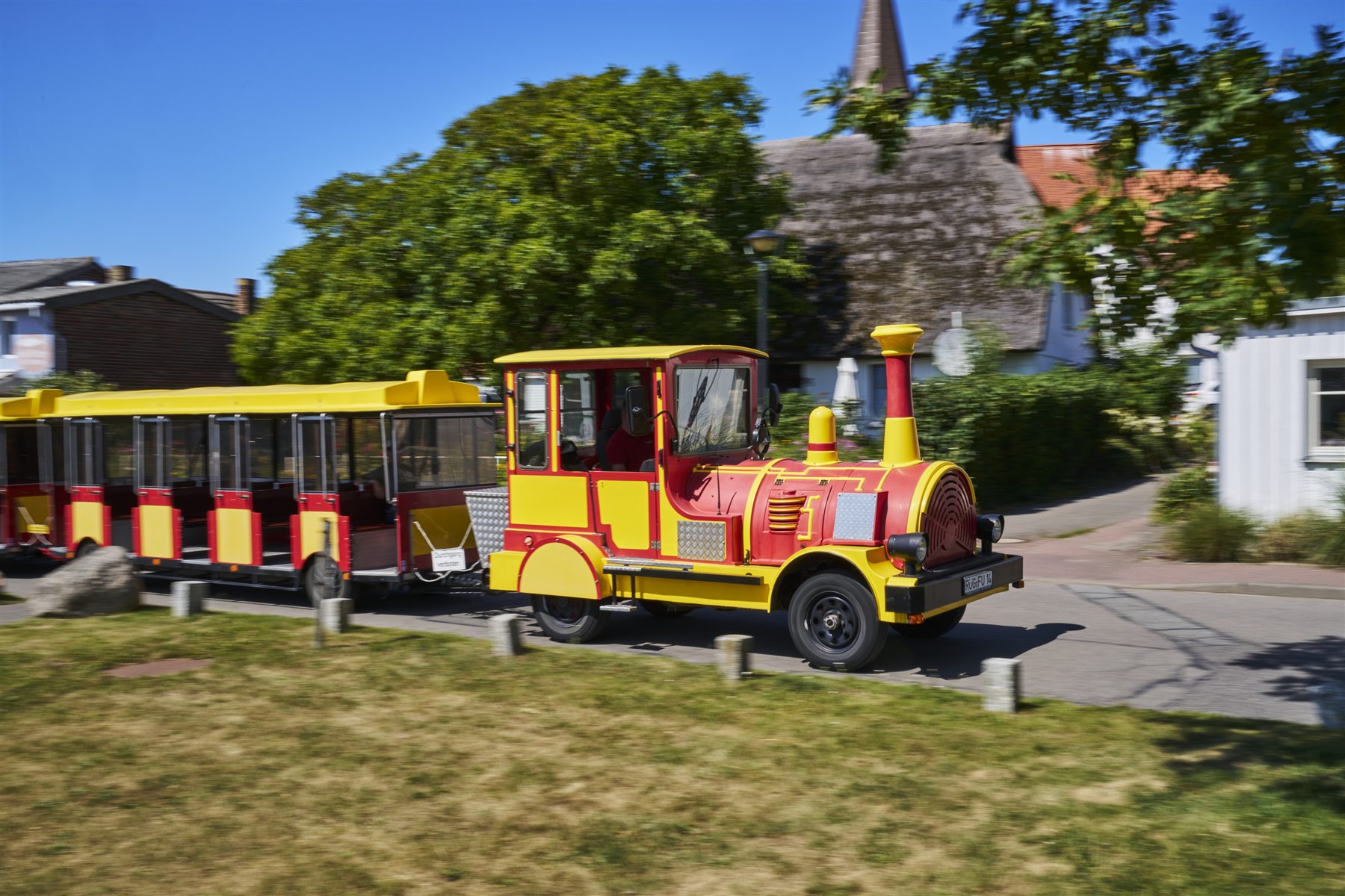 Gelber Hafenexpress in Schaprode